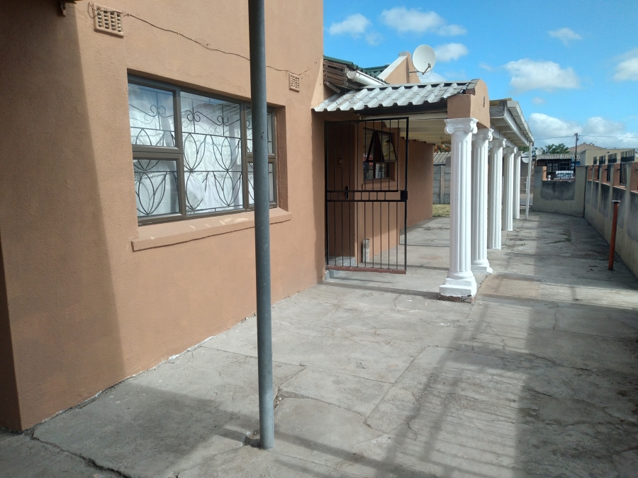 3 Bedroom Property for Sale in Ravensmead Western Cape